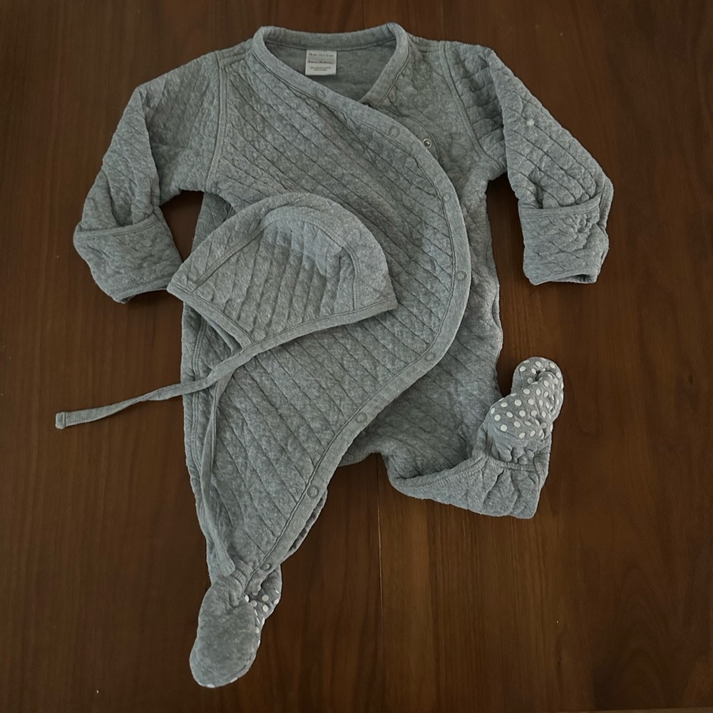 Hanna Andersson, gray quilted winter onesie footie, 6-12 months